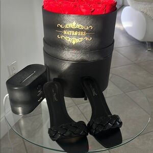 👏🏽sold👏🏽 Black Women's Shoes